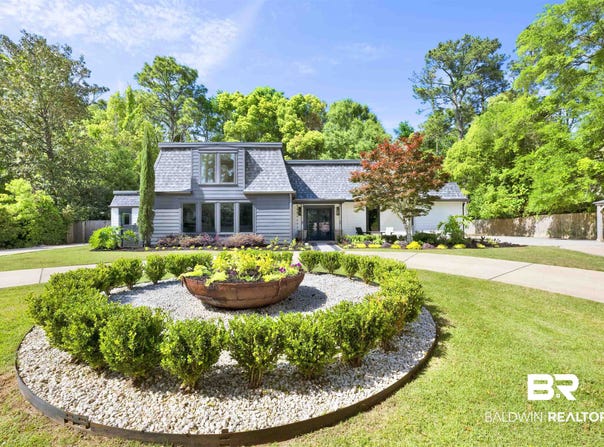 703 Greenwood Avenue, Fairhope, AL 36532