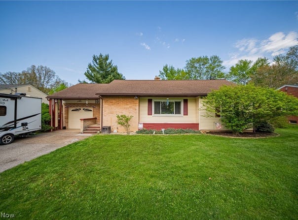 10129 E River Road, Elyria, OH 44035
