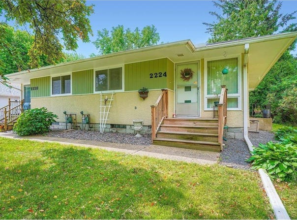 2226 South Avenue E, North Saint Paul, MN 55109