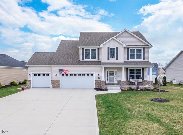12187 Bexley Drive, Grafton, OH 44044