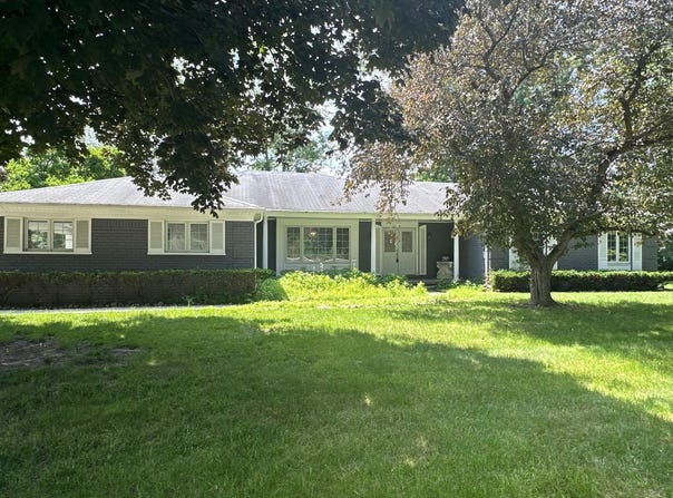 429 Bella Vista Drive, Grand Blanc, MI 48439