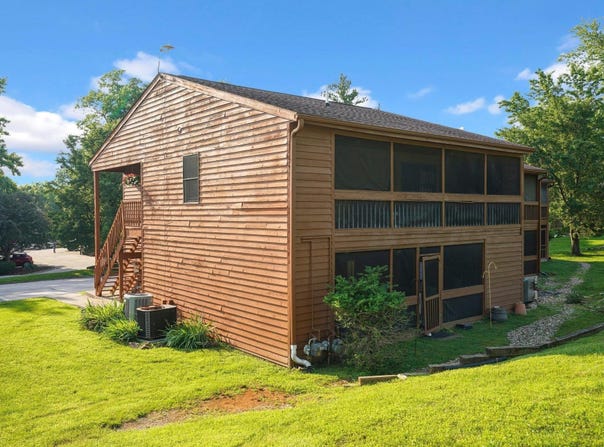 9617 S Lake Ridge Drive, Bloomington, IN 47401