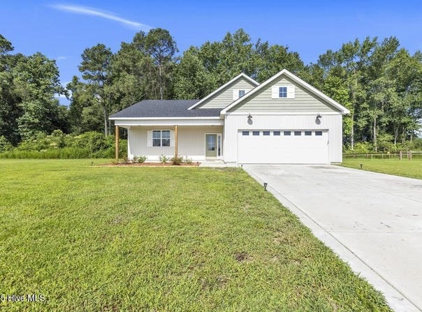 840 Bright Leaf Road, Kinston, NC 28504