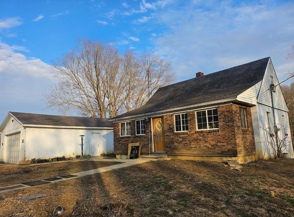 4544 W Allentown Road, Connersville, IN 47331-8648
