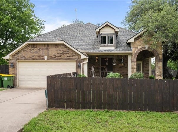 196 Creek Drive, Whitney, TX 76692