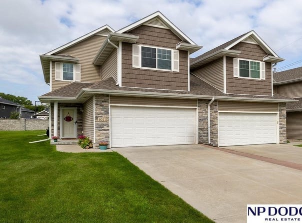 6011 Laroche Road, Lincoln, NE 68526