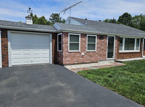 461 River Rd, Lincoln, RI 02865
