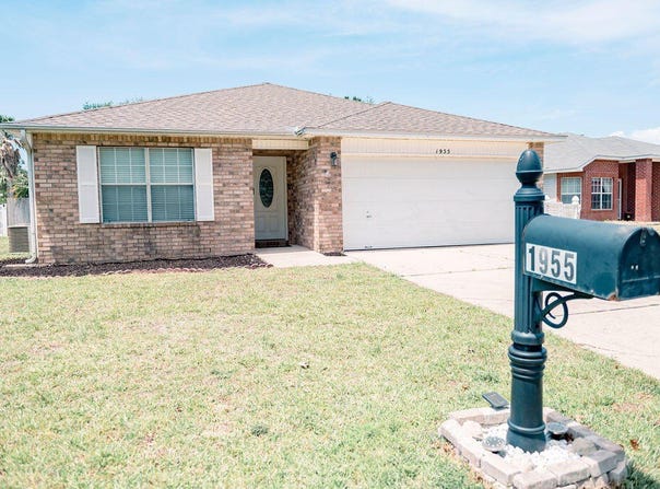 1955 Reserve Boulevard, Gulf Breeze, FL 32563