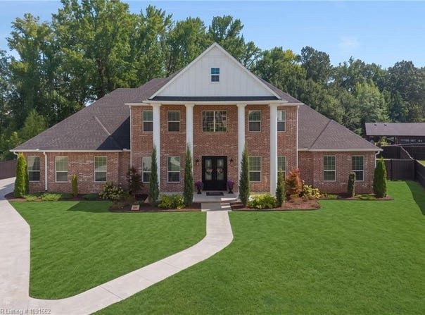 9022 Breitling CT, Fort Smith, AR 72916