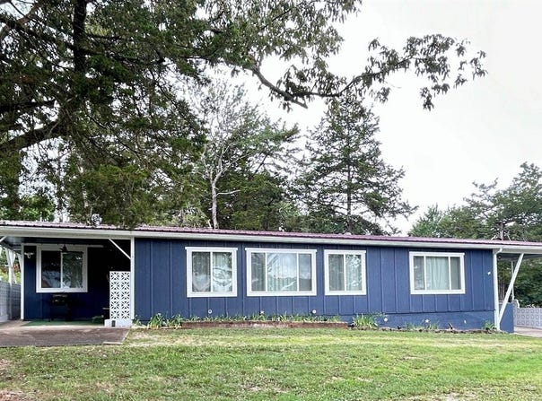 21935 Lake Rd M 12, Cassville, MO 65625
