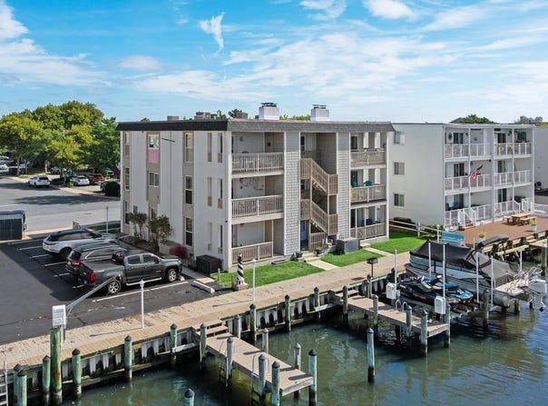 181 JAMESTOWN RD #4, OCEAN CITY, MD 21842