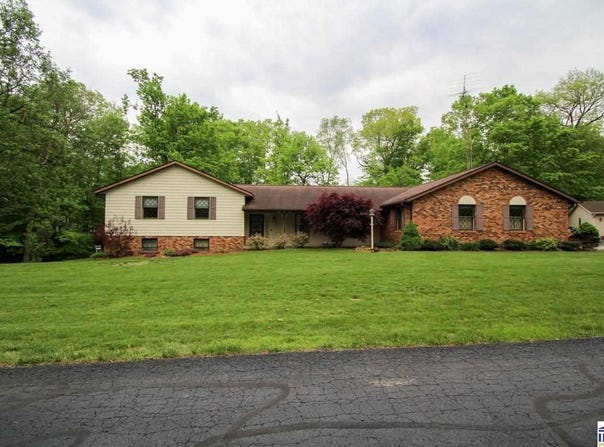1790 W Apple Avenue, West Terre Haute, IN 47885