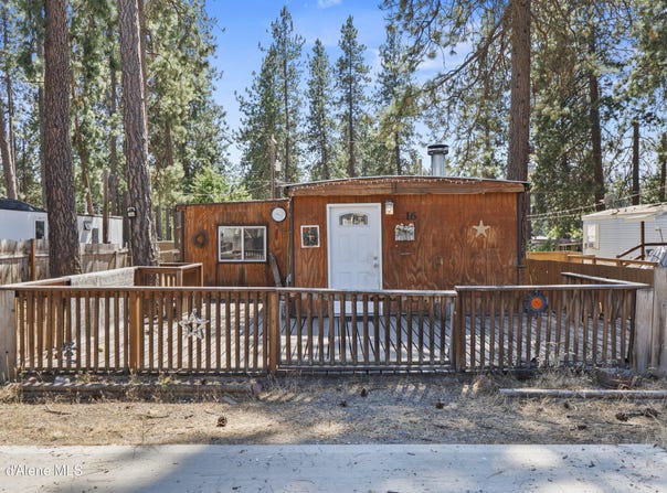 4301 E MAPLEWOOD AVE, Post Falls, ID 83854