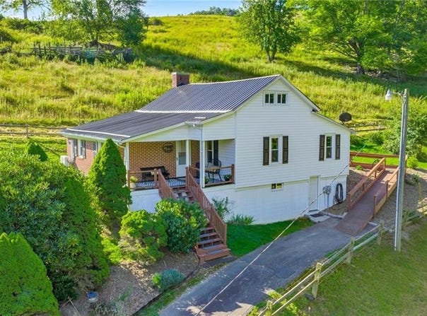 922 Prathers Creek Church Road, Laurel Springs, NC 28644