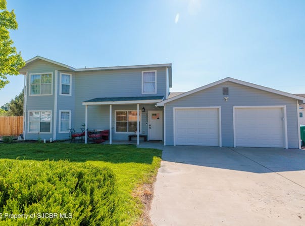 5800 FAWN Drive, Farmington, NM 87402