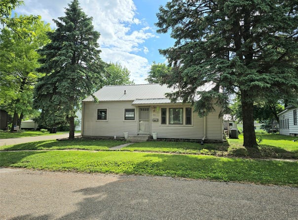 1011 S 9th Street, Oskaloosa, IA 52577