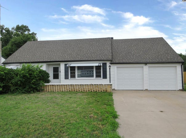 1221 Wilson St., Great Bend, KS 67530