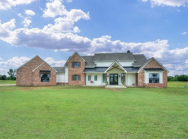 10055 Dentonville Road, Okmulgee, OK 74447