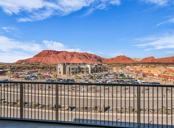 1500 E Black Desert Dr, Ivins, UT 84738