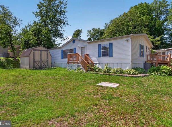 271 JANET CT, LOTHIAN, MD 20711