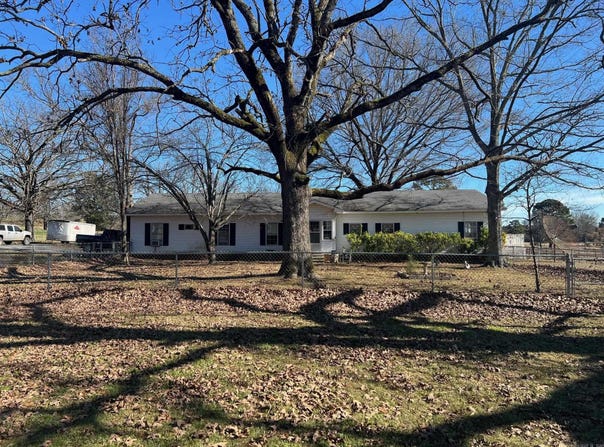 50 Taylor Circle, Conway, AR 72032