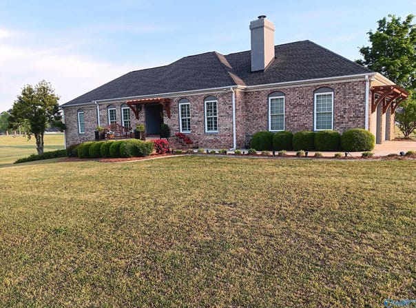 105 Bayview Lane, Centre, AL 35960