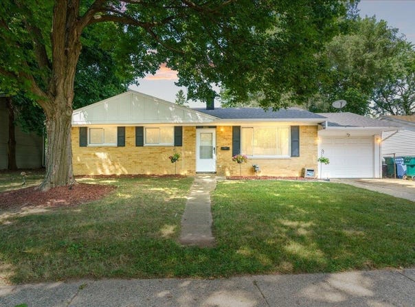3800 Ronald Street, Lansing, MI 48911