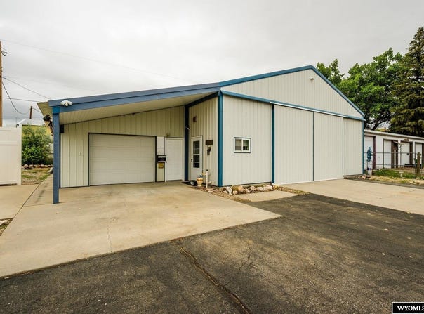 202 Balsam Street, Buffalo, WY 82834