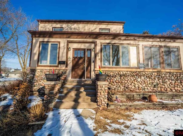 209 SW Oak Avenue, Montgomery, MN 56069