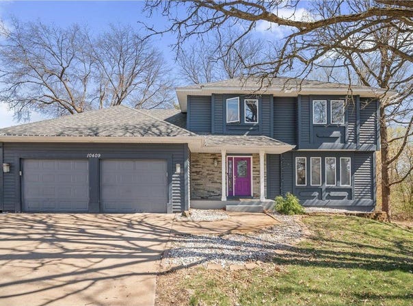 10409 Goldenrod Street NW, Coon Rapids, MN 55448