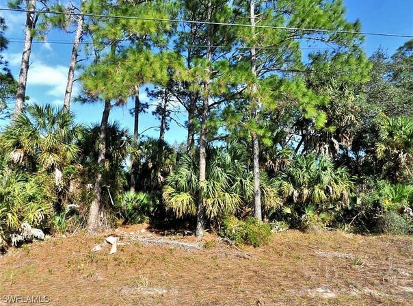 Felix Avenue, North Port, FL 34288