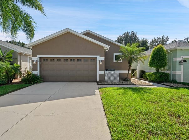 8112 AMBERSWEET Place, LAND O LAKES, FL 34637