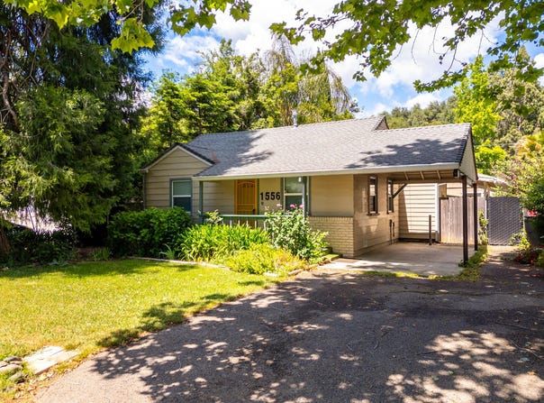1556 Santa Fe Avenue, Redding, CA 96003