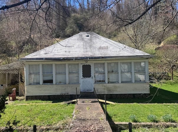 58 Bruce Street, Salem, WV 26426