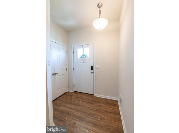 320 BENDELOW LANE, NORTHAMPTON, PA 18067