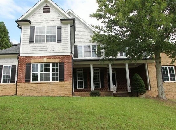 9195 Hannahs Crossing Drive, Gainesville, GA 30506