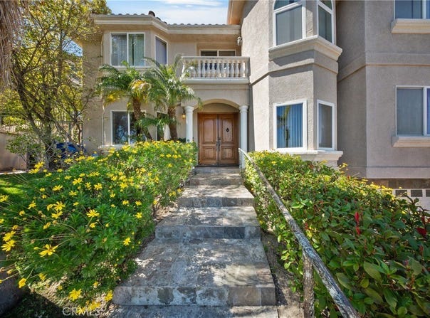 24845 Bella Vista Drive, Newhall, CA 91321
