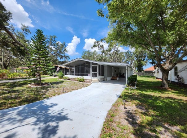 10463 Pleasant BLVD, Riverview, FL 33569