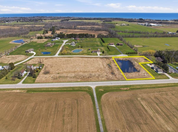 Lt5 Harley Rd, Manitowoc, WI 54220