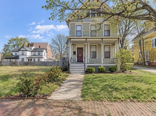 67 Thompson Street, Springfield, MA 01109