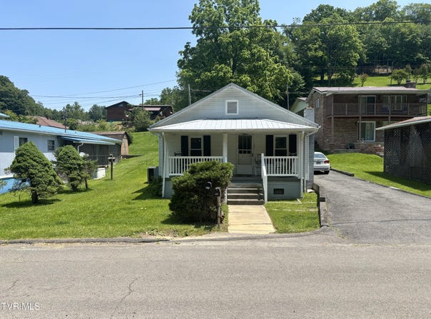 181 Powerhouse Hollow, Clintwood, VA 24228