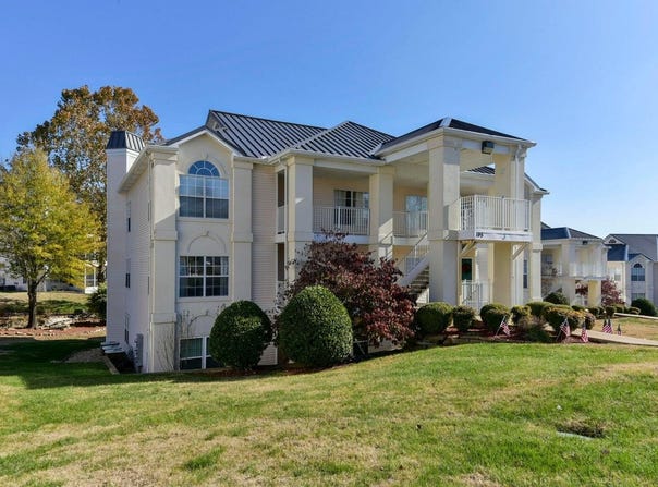 195 Meadow Brook Lane, Branson, MO 65616