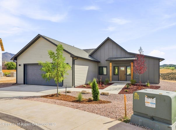 82 Belgian Court, Silt, CO 81652