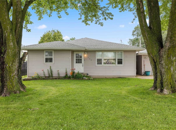 706 Maple Avenue, Woodward, IA 50276