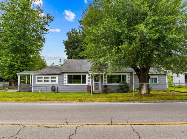 401 W Broadway Street, Rogersville, TN 37857