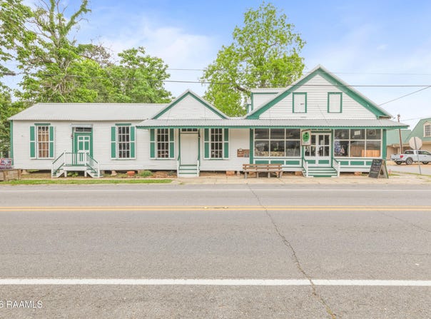 104 N Main Street, Washington, LA 70589
