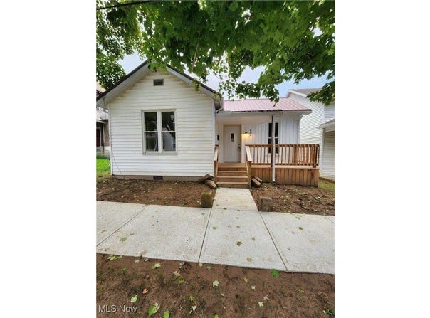448 North 6th Street, Cambridge, OH 43725