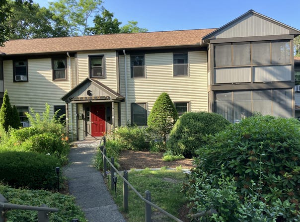 14 Harold Street, Harwich Port, MA 02646