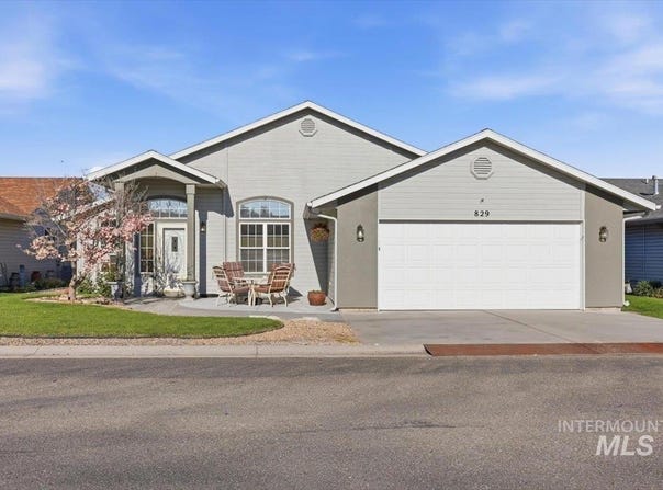 829 Bristol, Nampa, ID 83651