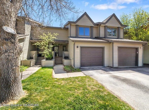 514 E PEARL Avenue, Jackson, WY 83001